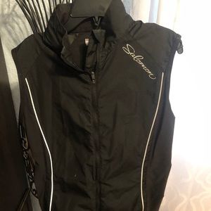 Salomon reflective running vest. Medium